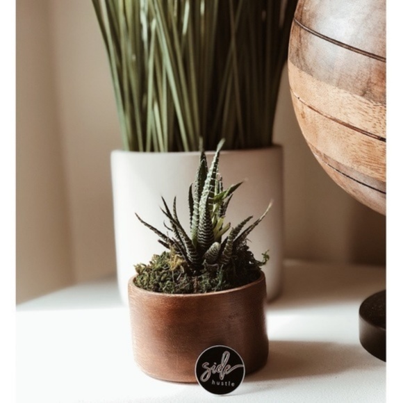 Side Hustle • Posh Swag, Accessory, Lapel Pin, New - Picture 7 of 8